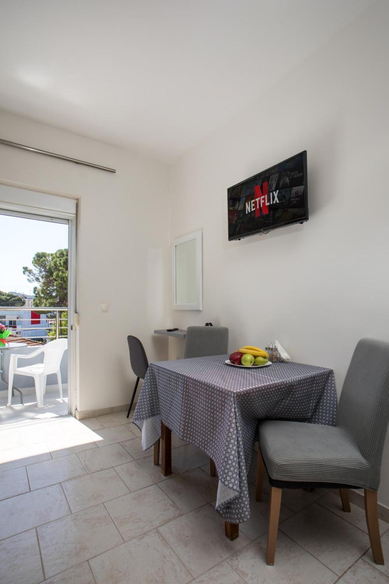 Economisa Apartments Ялиссос Экстерьер фото